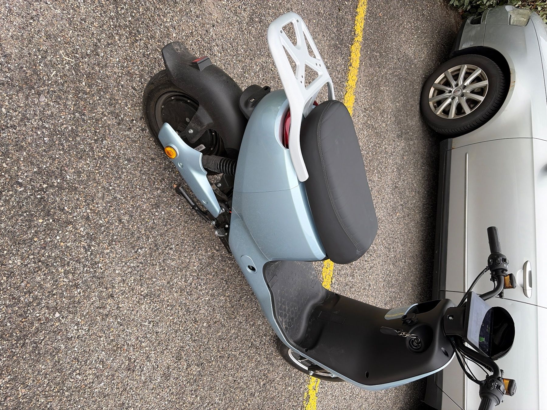 Veicoli elettrici: E Roller City Go Rs / hellblau – Usato da Zollikerberg venduto da carmy 1