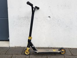 CHILLI PRO SCOOTER schwarz/gold