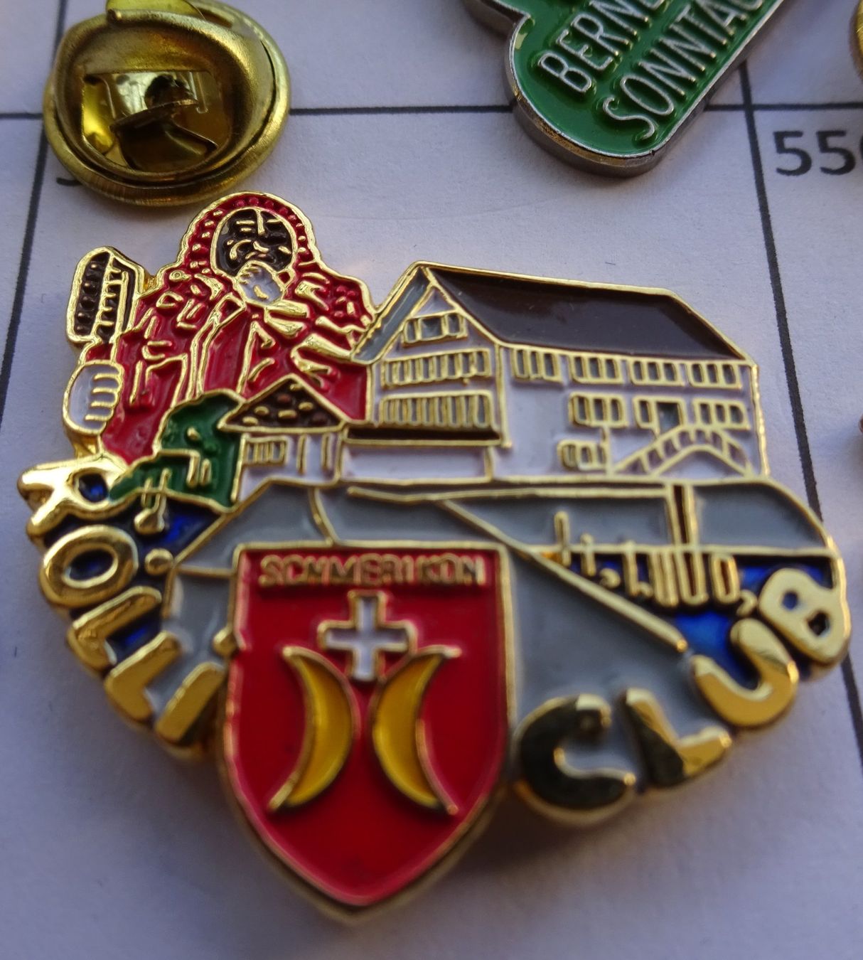 Plaquettes & Badges: Pin RÖLLI CLUB Schmerikon – D'occasion à Utzenstorf par BUtter81