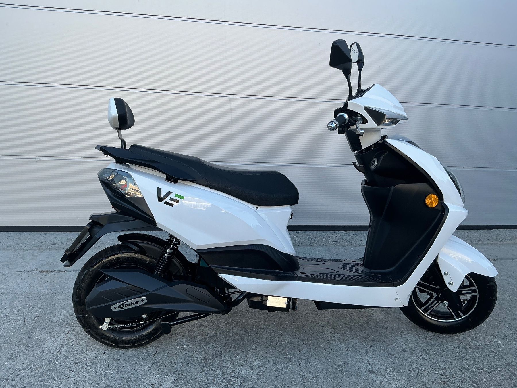 Veicoli elettrici: Vengo Leo E Roller gelbe nummer 45km/h – Usato da strengelbach venduto da Zoks 2