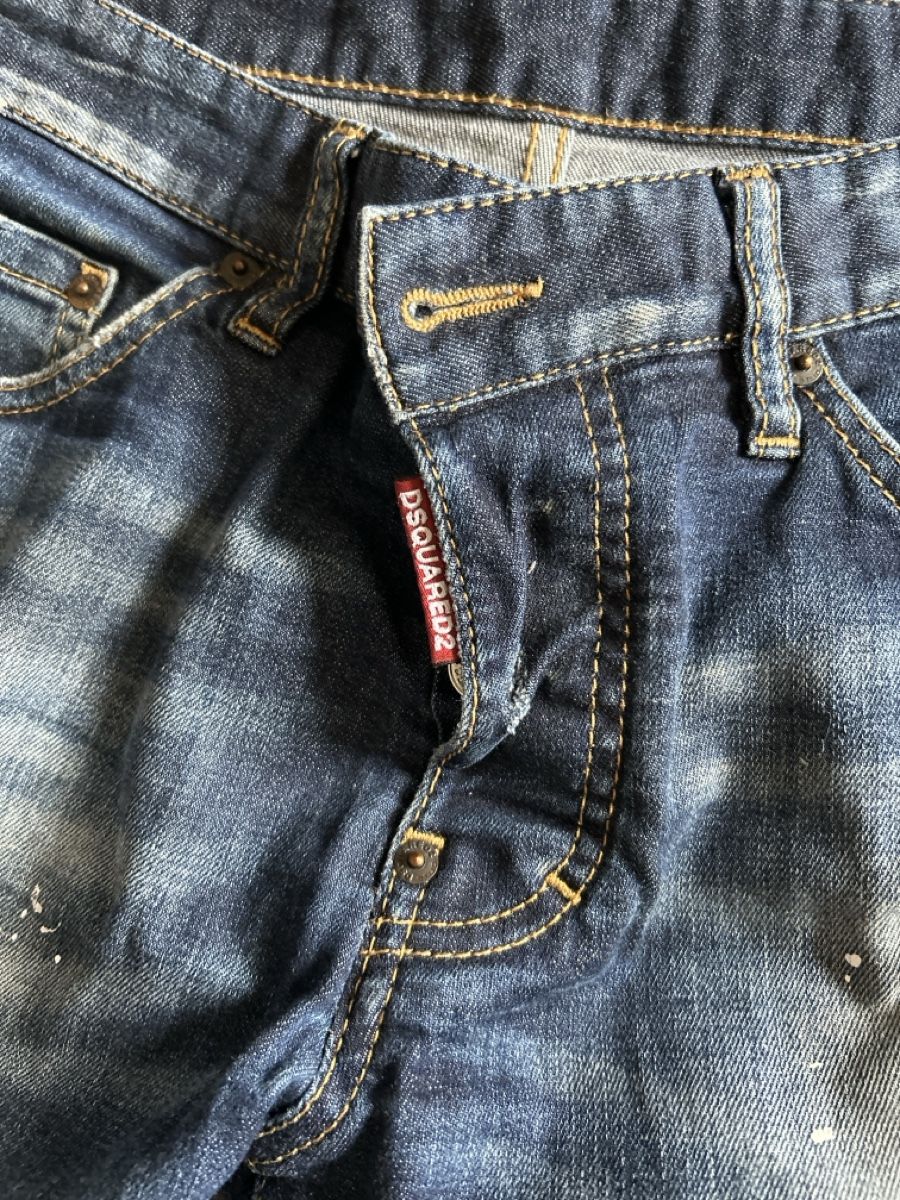 Dsquared2 Jeans: DSQUARED 2 – Gebraucht aus Burgdorf von nat_kfq5