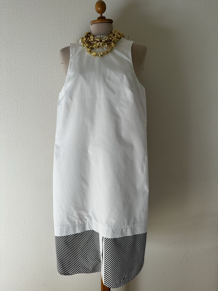 Vestiti: Robe ETIENNE DEROEUX blanc rayures noires taille S – Nuovo (secondo la descrizione) da Châtelaine venduto da Alexandra.jankowski