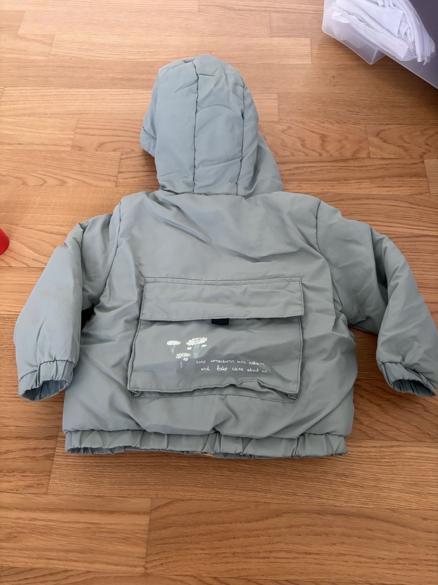 Jacken & Mäntel: Kinderjacke Grösse 92 Reserved – Gebraucht aus Liestal von Efri33 1