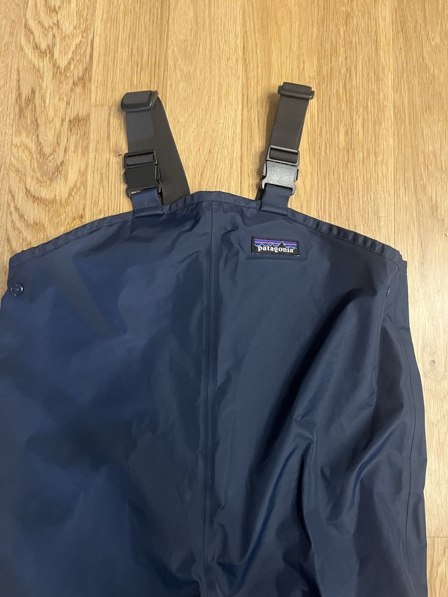 Patagonia Pantaloni: Patagonia Regenhose Gr. 2T – Usato da Zürich venduto da lealisamaria 1