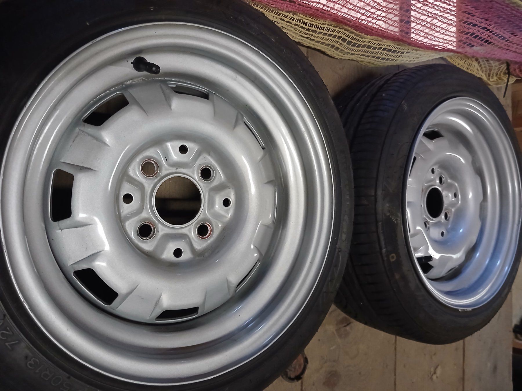 Volkswagen Jantes: jantes golf 1 élargie – D'occasion à Fontaines NE par Dimeh 1
