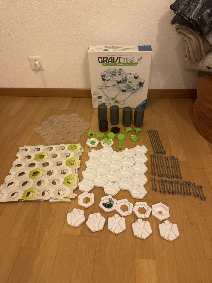 Ravensburger Spielzeuge: Gravi Trax Starter Set + extra Bausteine  – Gebraucht aus Zuzwil SG von DanielaB46 1