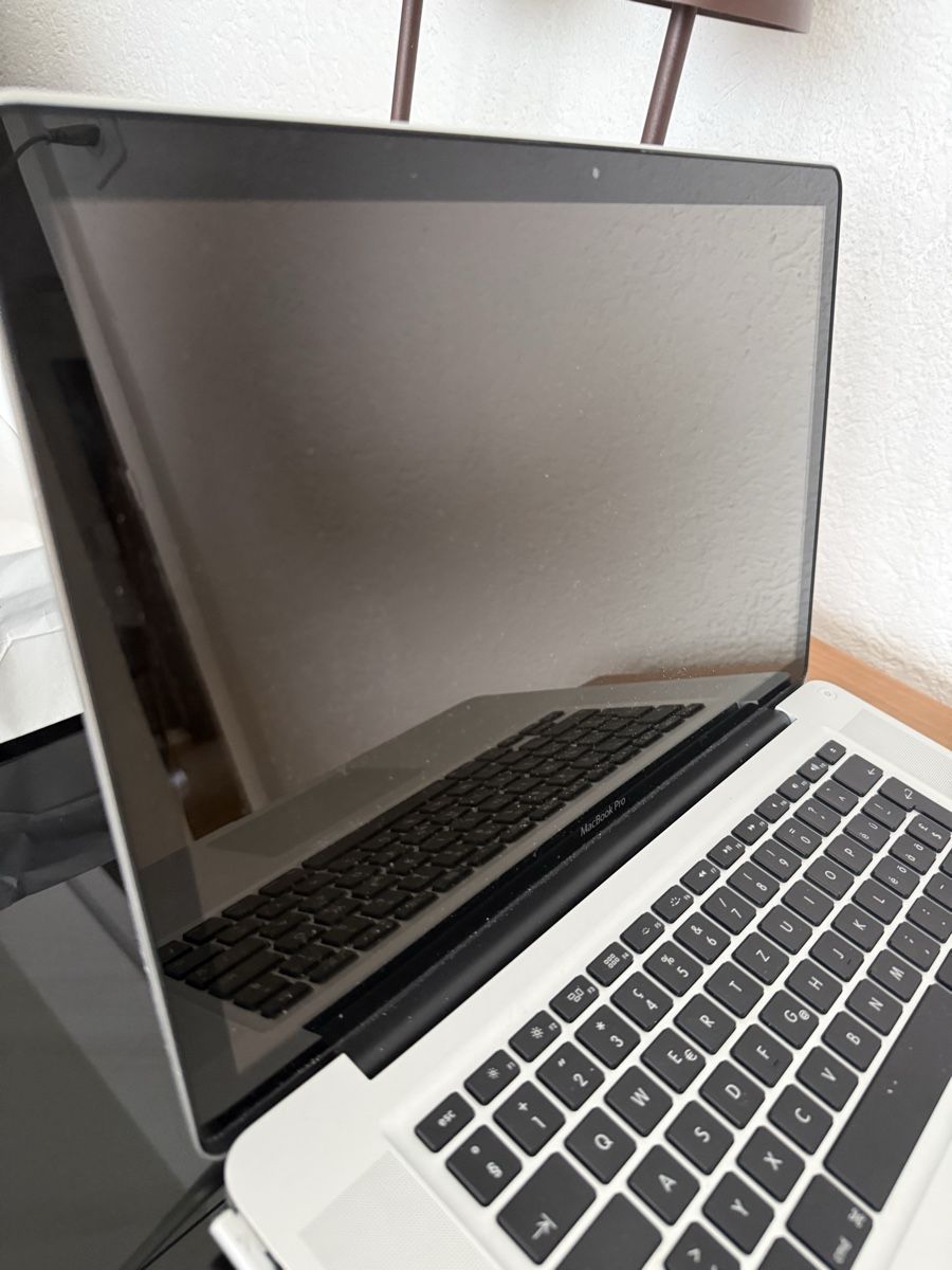 Apple Notebook: MacBook Pro 15" 2012 2.6 GHz Intel Core i7 8 Go RAM ab 1.- – Usato da Zürich venduto da xf_anime 2