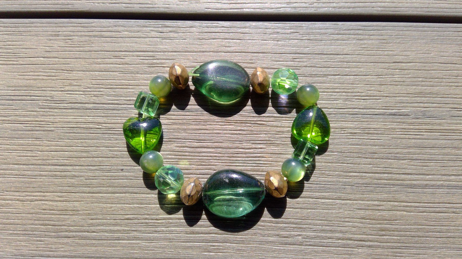 Bracciali & Braccialetti: Bracelet élastique aux perles vertes-pomme & sapin – Nuovo (secondo la descrizione) da Agiez venduto da chouchanelle 1