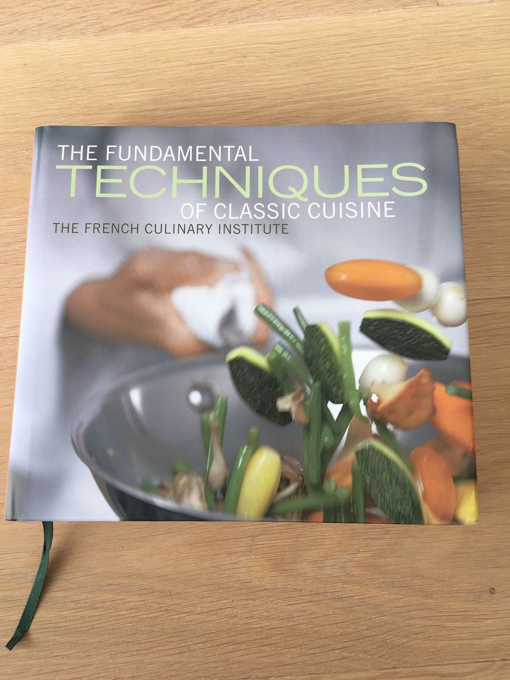 Libri: The fund. techniques of classic cuisine – Nuovo (secondo la descrizione) da Beinwil am See venduto da isole