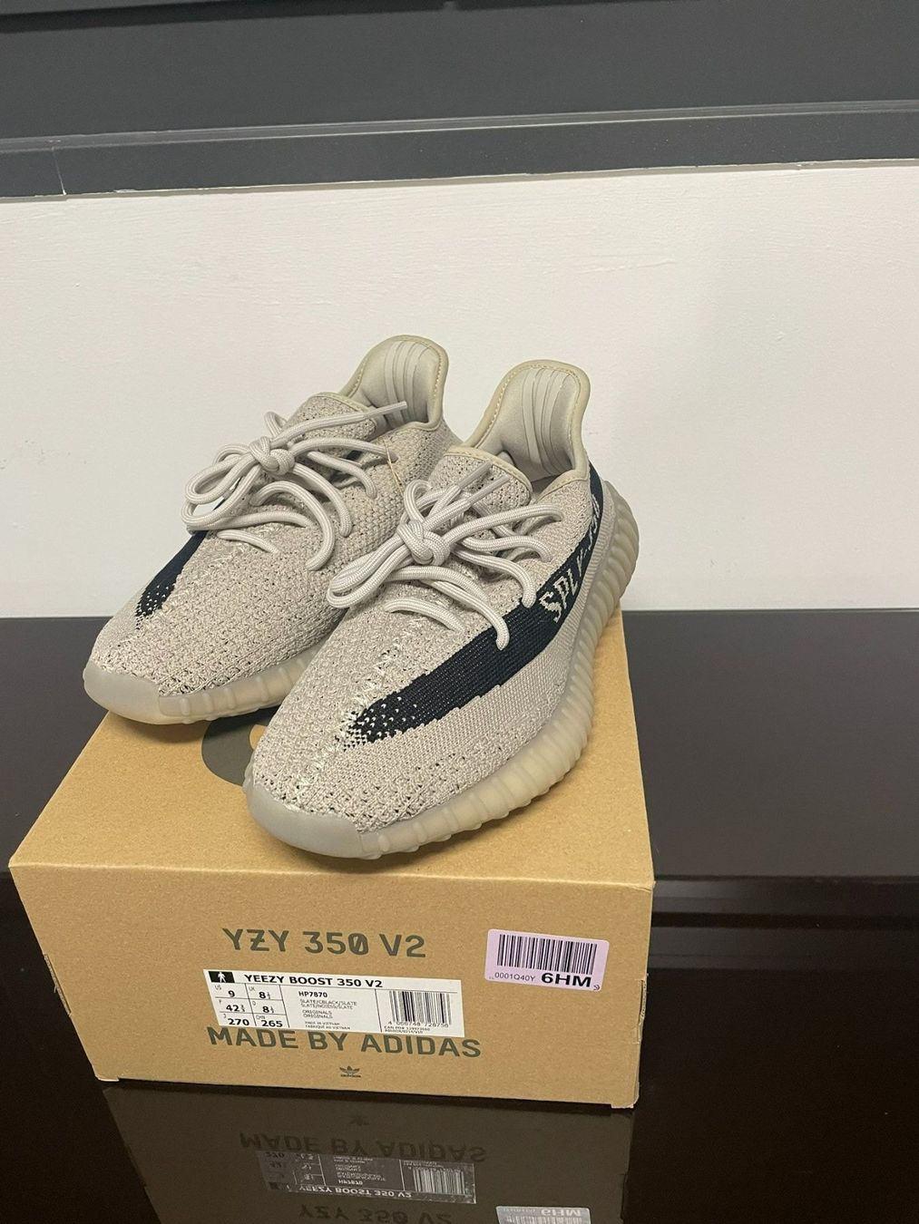 Adidas Scarpe da uomo: Adidas Yeezy Boost 350 v2 "Slate" US9/EU42 2/3 – Nuovo e nell'imballaggio originale da Lugano venduto da pandux24 1