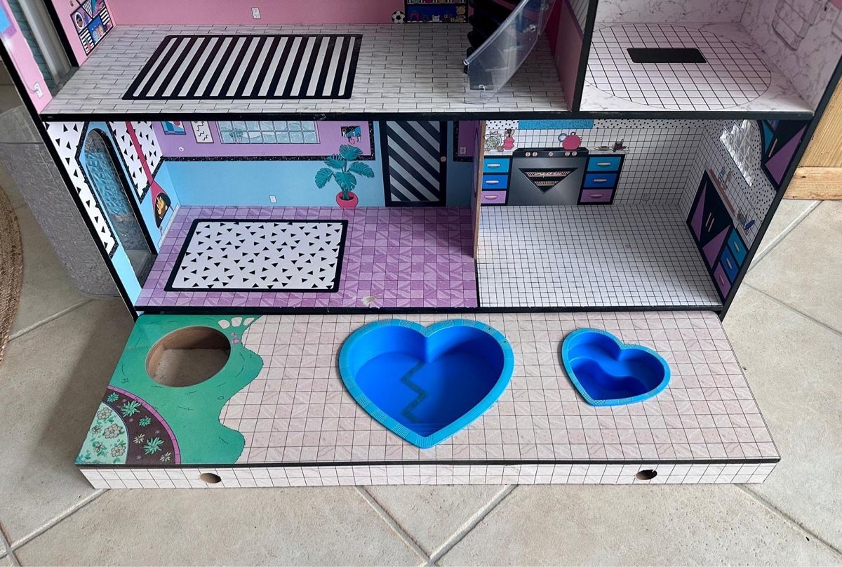 Case e mobili per bambole: LOL Puppenhaus – Usato da Bolligen venduto da Picasso79 2