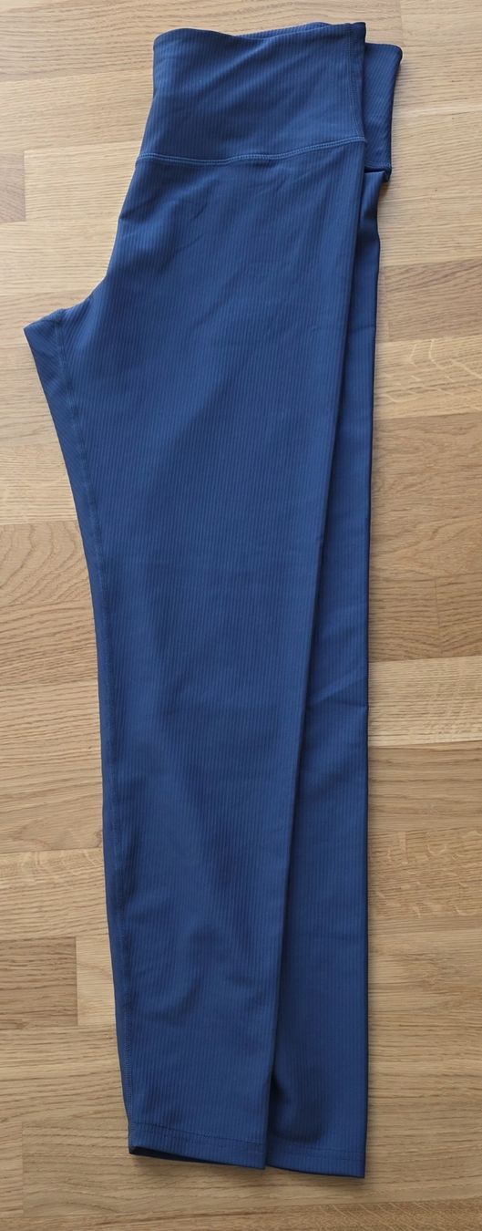 Leggings: 3 stk Leggins,Gr.L,Gerippe Material – Neuf (Voir description) à Frauenfeld par Bleeddragon