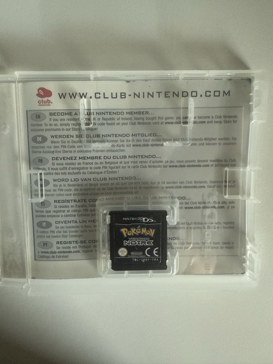 Pokémon Jeux: Pokemon Version Noire Nintendo DS – D'occasion à Villaz-St-Pierre par AuctionWonFor3 2