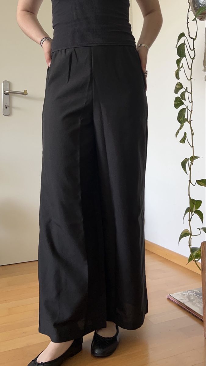 Pantalons: Schwarze Hose – Neuf (Voir description) à Aesch BL par noe_xz5r
