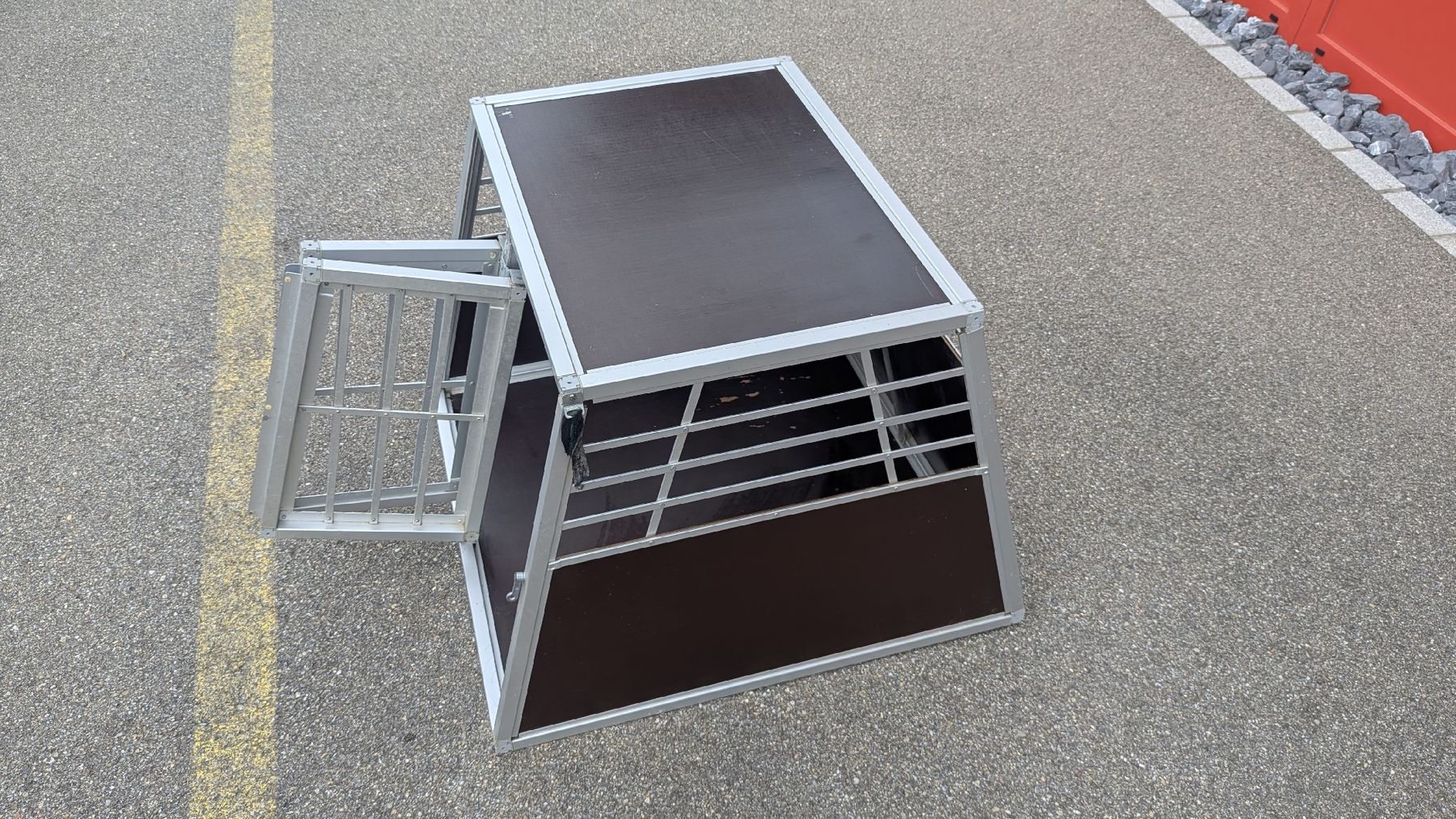 Autres décorations & accessoires: Hundebox – D'occasion à Oberiberg par P_Tra115 4