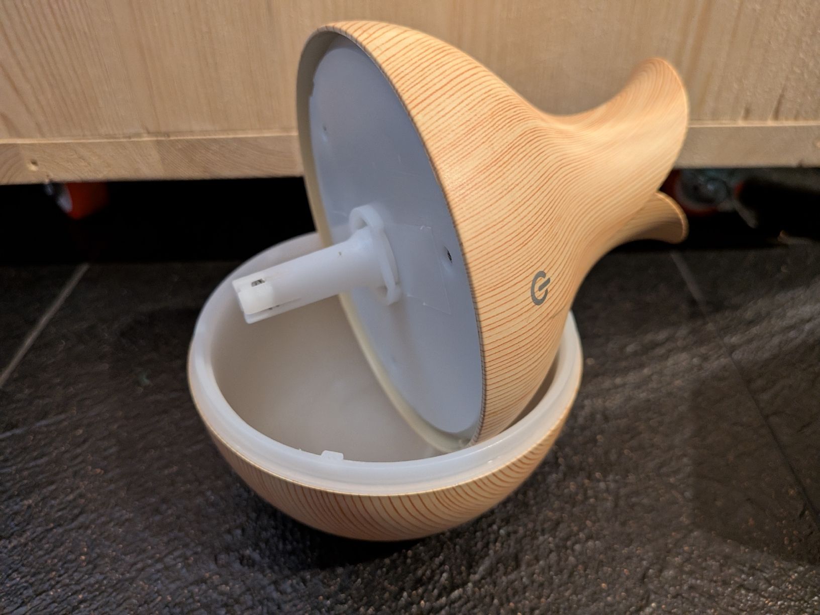 Umidificatori d'aria: USB - Luftbefeuchter – Usato da St. Gallenkappel venduto da Corfla 1