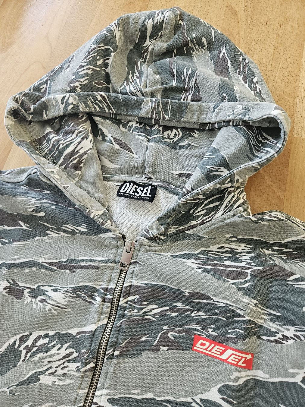 Diesel Giacche: Diesel Kapuzen Sweatjacke – Nuovo (secondo la descrizione) da Ossingen venduto da Sturzelinho 1