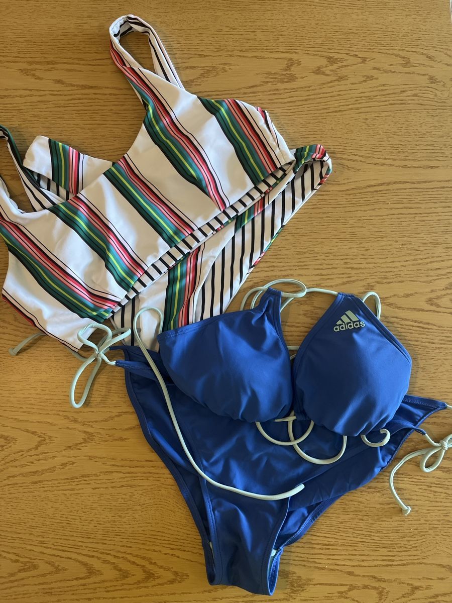 Kleiderpakete: Lots de deux maillots de bain – Gebraucht aus Courgenay von tat_w5vc