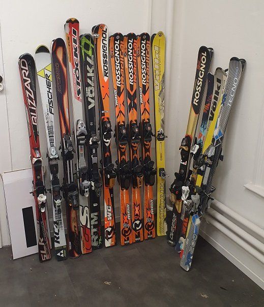 Sci: 38 Paar Ski im Paket – Usato da Grabs venduto da VUK10 3