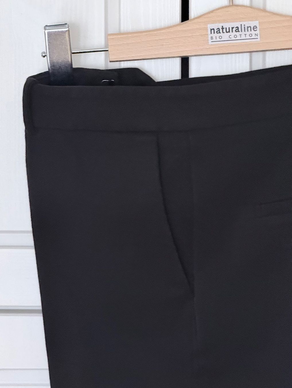 Mango Pantaloni: Mango Black Trousers - Women's Size 42 – Usato da Epalinges venduto da Lily2006 3