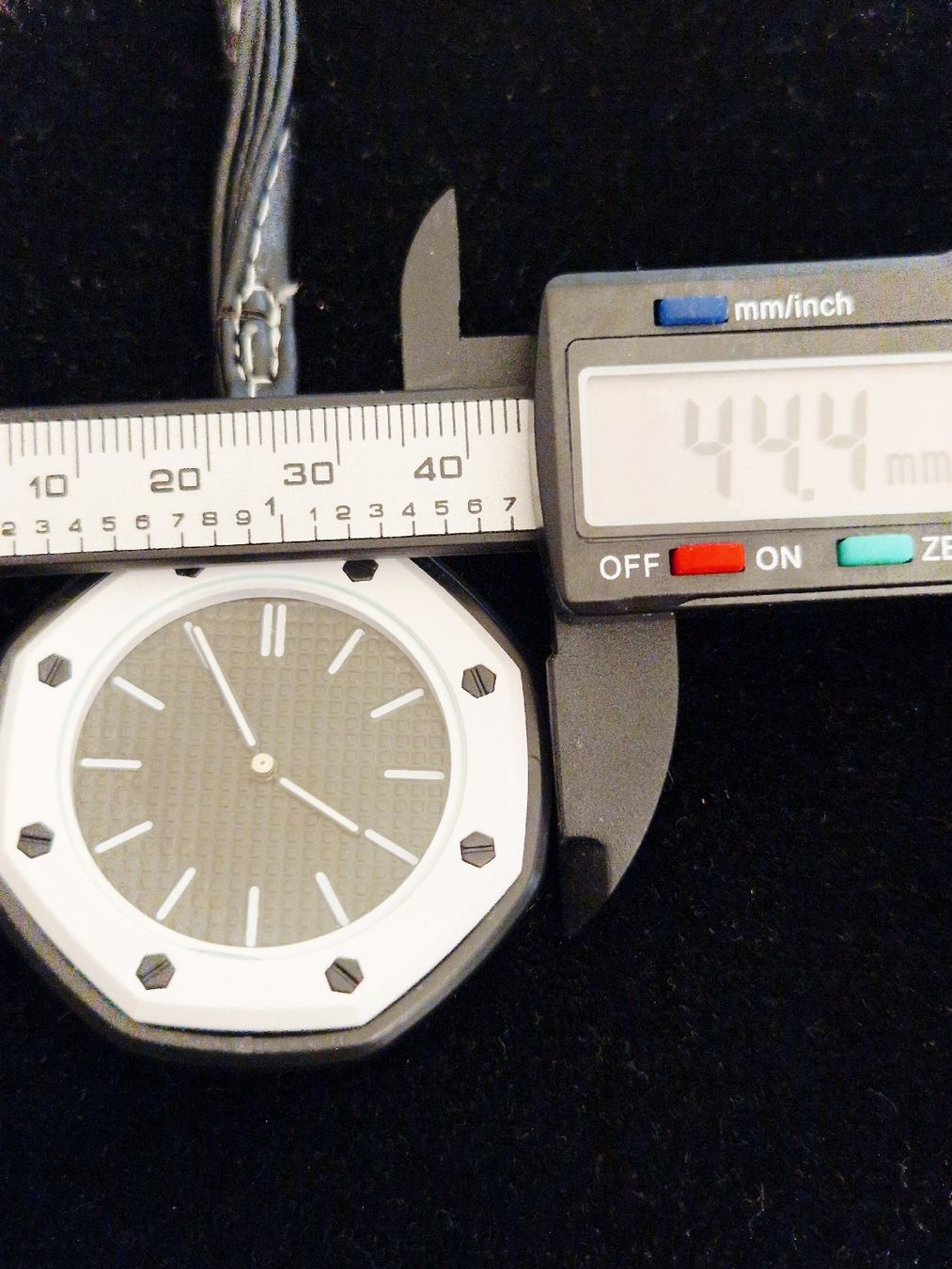 Orologi: Montre sans marque  – Nuovo (secondo la descrizione) da Undervelier venduto da Emc_7 4