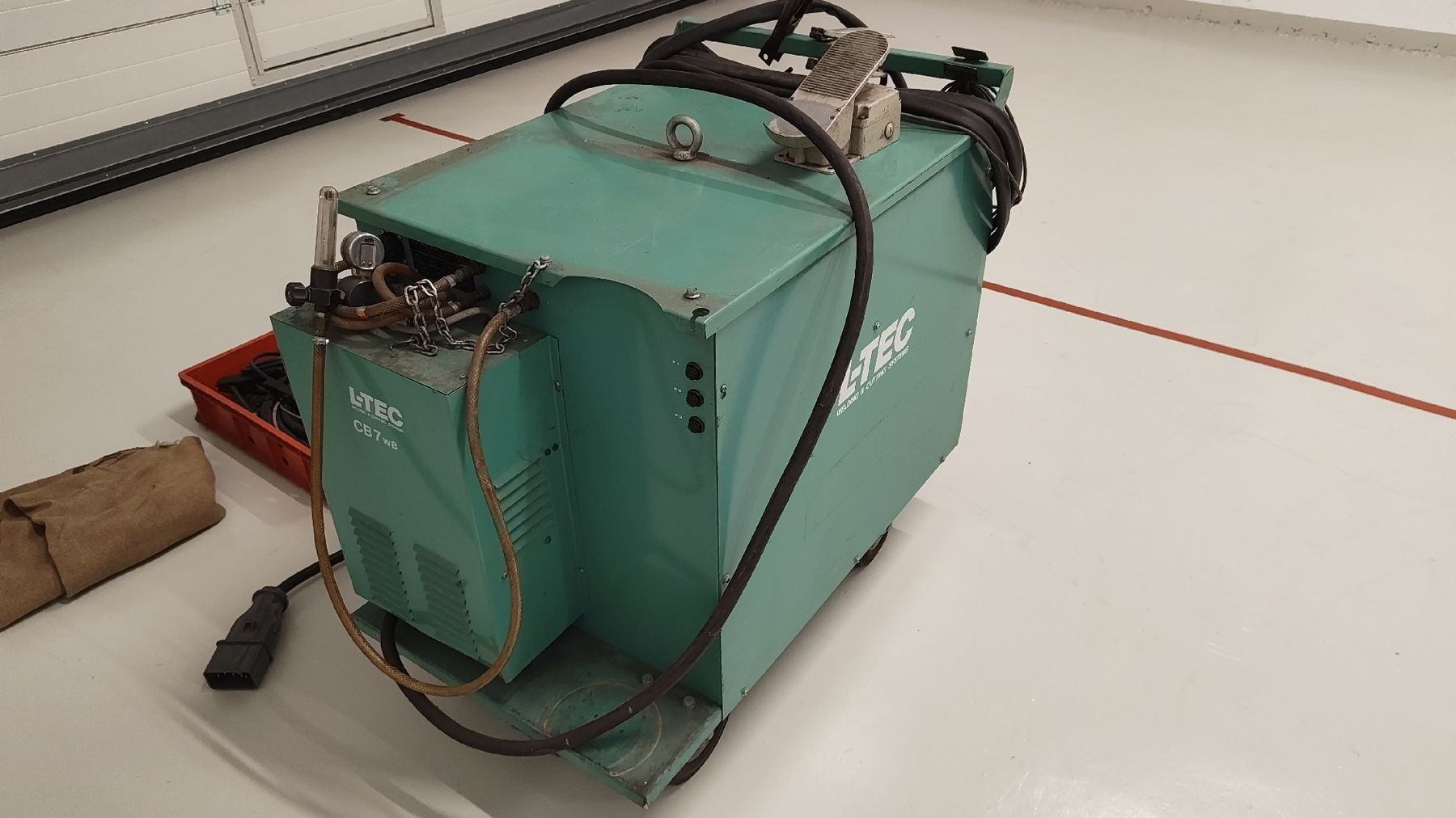 Postes à souder: L-TEC TIG 404 AC DC – D'occasion à Romanshorn par adi_p82f 4