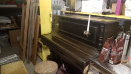 Beautiful piano from 1888
