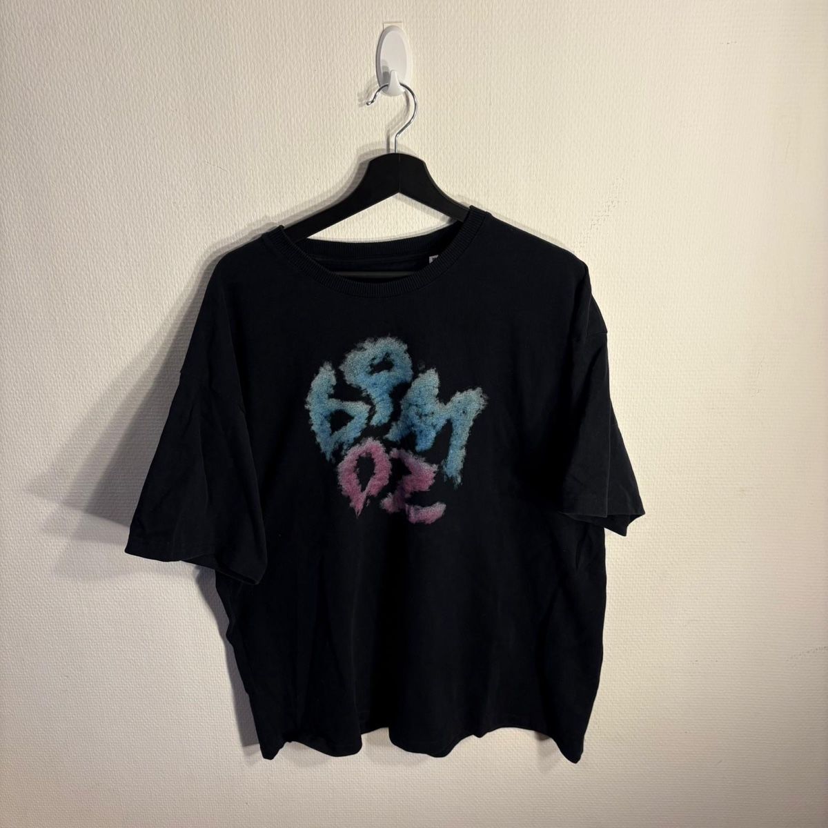 6PM T-shirt: 6PM x OZ Tshirt – Nuovo (secondo la descrizione) da Bern venduto da gia_jqj7