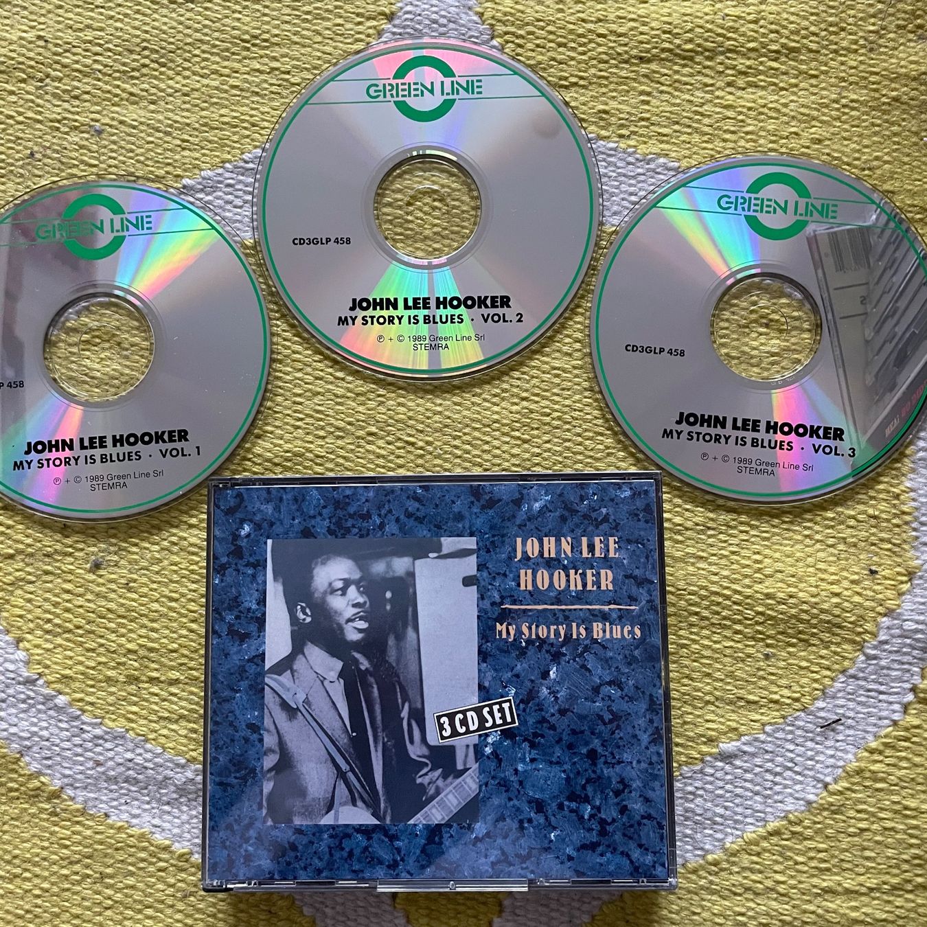 CD: JOHN LEE HOOKER-3CD BOX SET MY STORY IS BLUES – Usato da Rorschacherberg venduto da CD-Roli