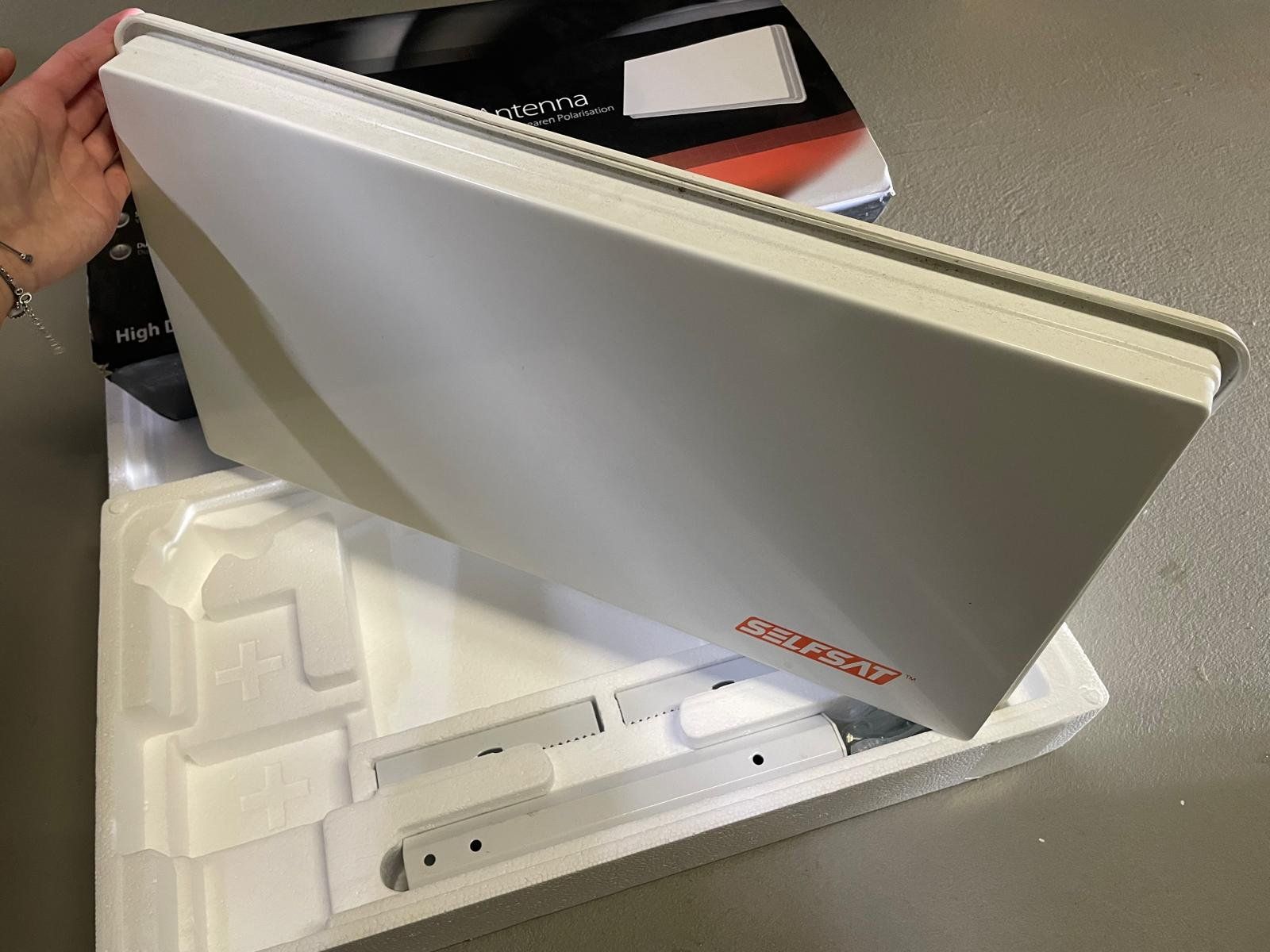 Radiocomunicazione: Satellite Antenna – Usato da Kreuzlingen venduto da lid_ld7c 2