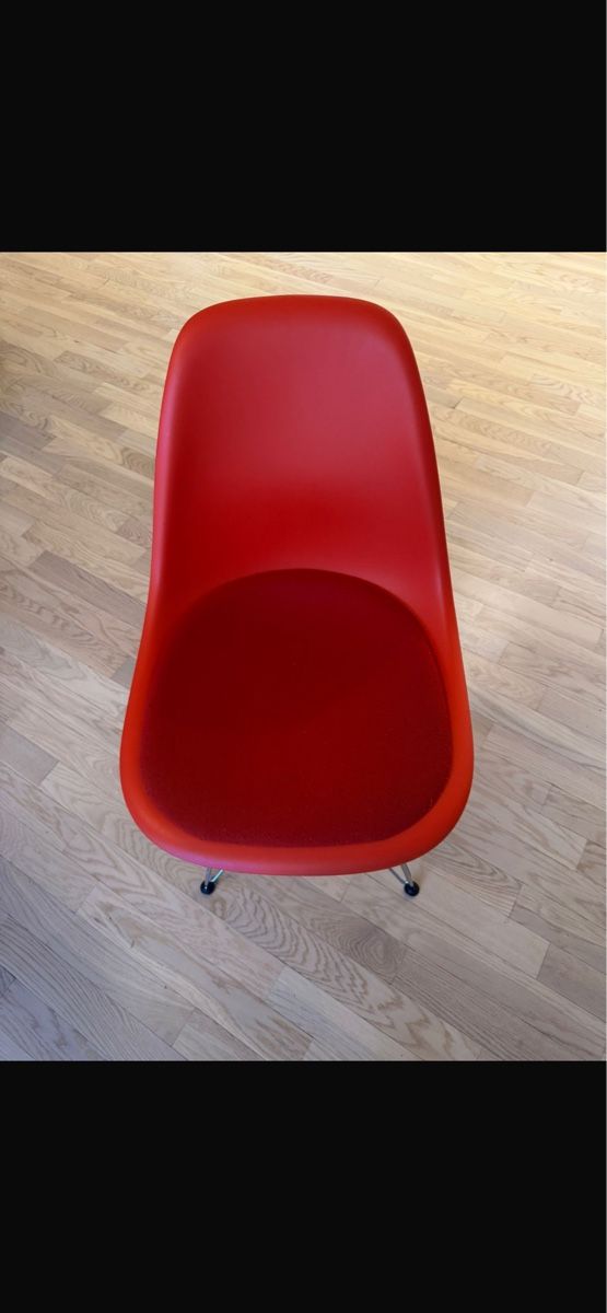 Vitra Chaises: Vitra Eames Side Chair – D'occasion à dietikon par fernando011 5