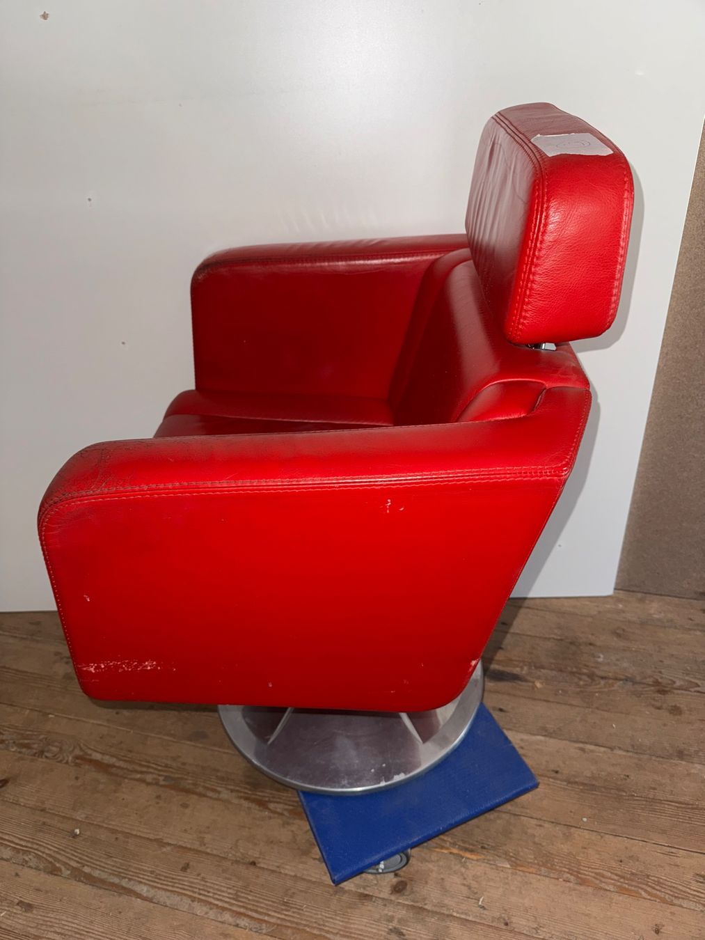 Giroflex Stühle: Stoll Giroflex 21 - 6091 Designed by Paolo Fancelli - Nr.6 – Defekt aus Aesch ZH von superpotato 2