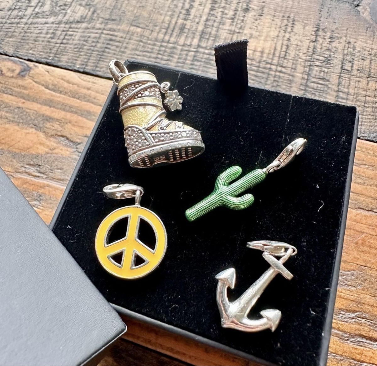 Thomas Sabo Ciondoli: Wunderschöne Thomas Sabo Anhänger – Usato da Zürich venduto da flo2119 1