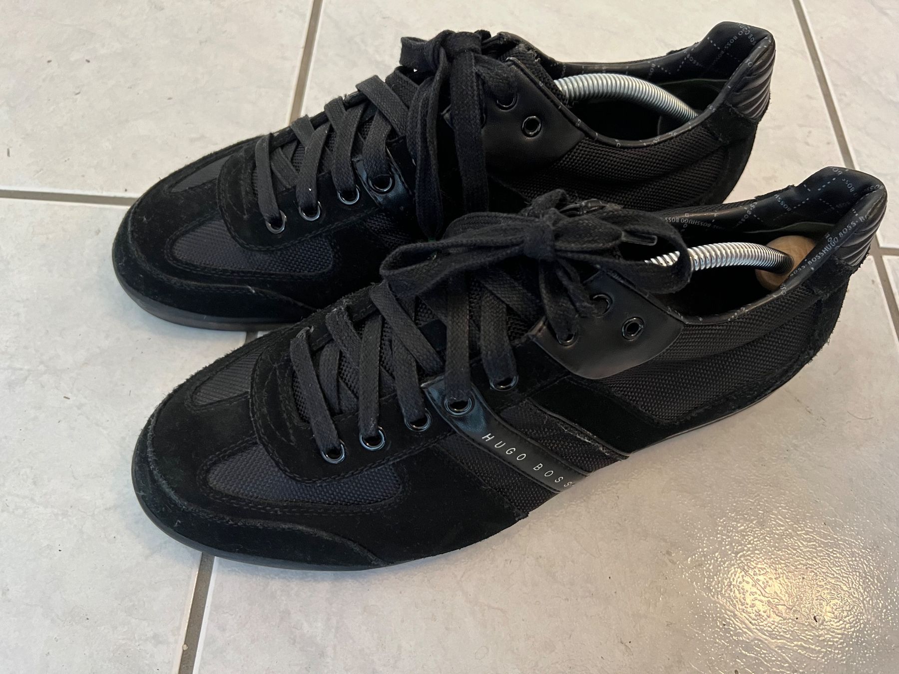 Hugo Boss Scarpe da uomo: BOSS Herren Sneaker Gr. 43 – Usato da Basel venduto da La.Bonne.affaire 1