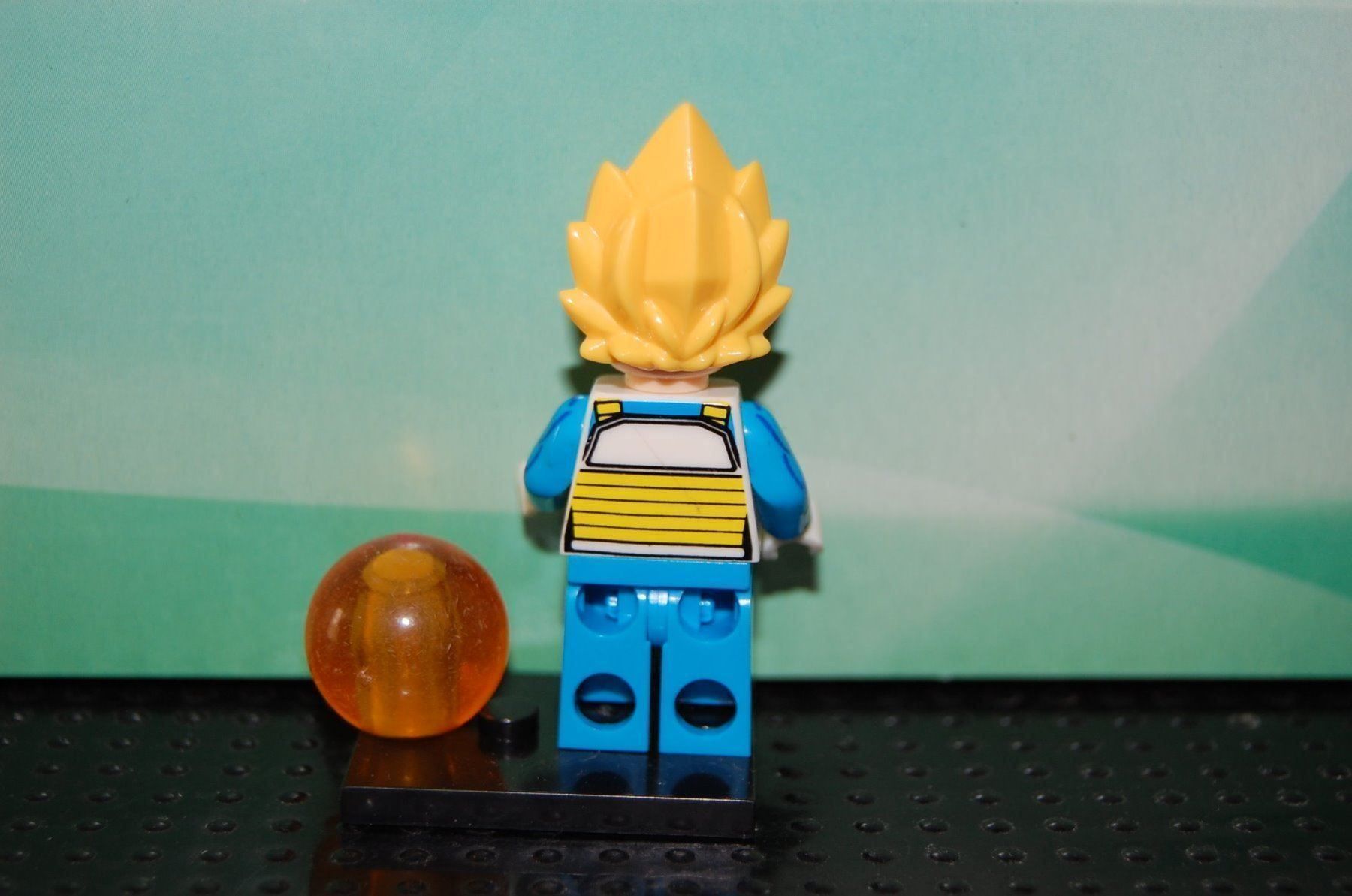 Kit di costruzioni: Dragon Ball Minifigur Vegeta – Usato da Basel venduto da Don-Angel 2