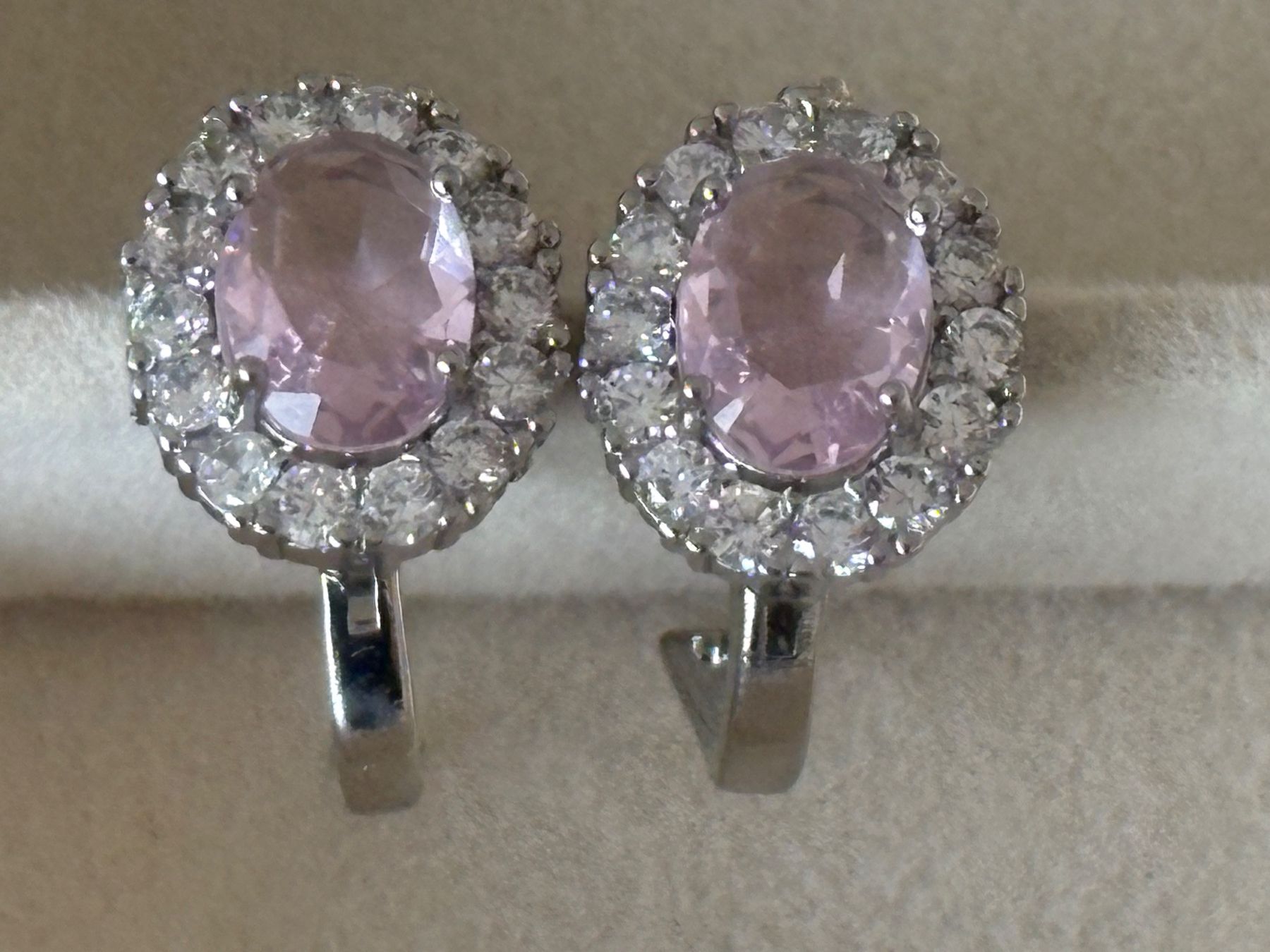 Ohrringe & -stecker: Luxus Elegante Ohrstecker Ohrschmuck  Farbe:Silber – Neu (gemäss Beschreibung) aus Biel-Bienne von Roserosse13