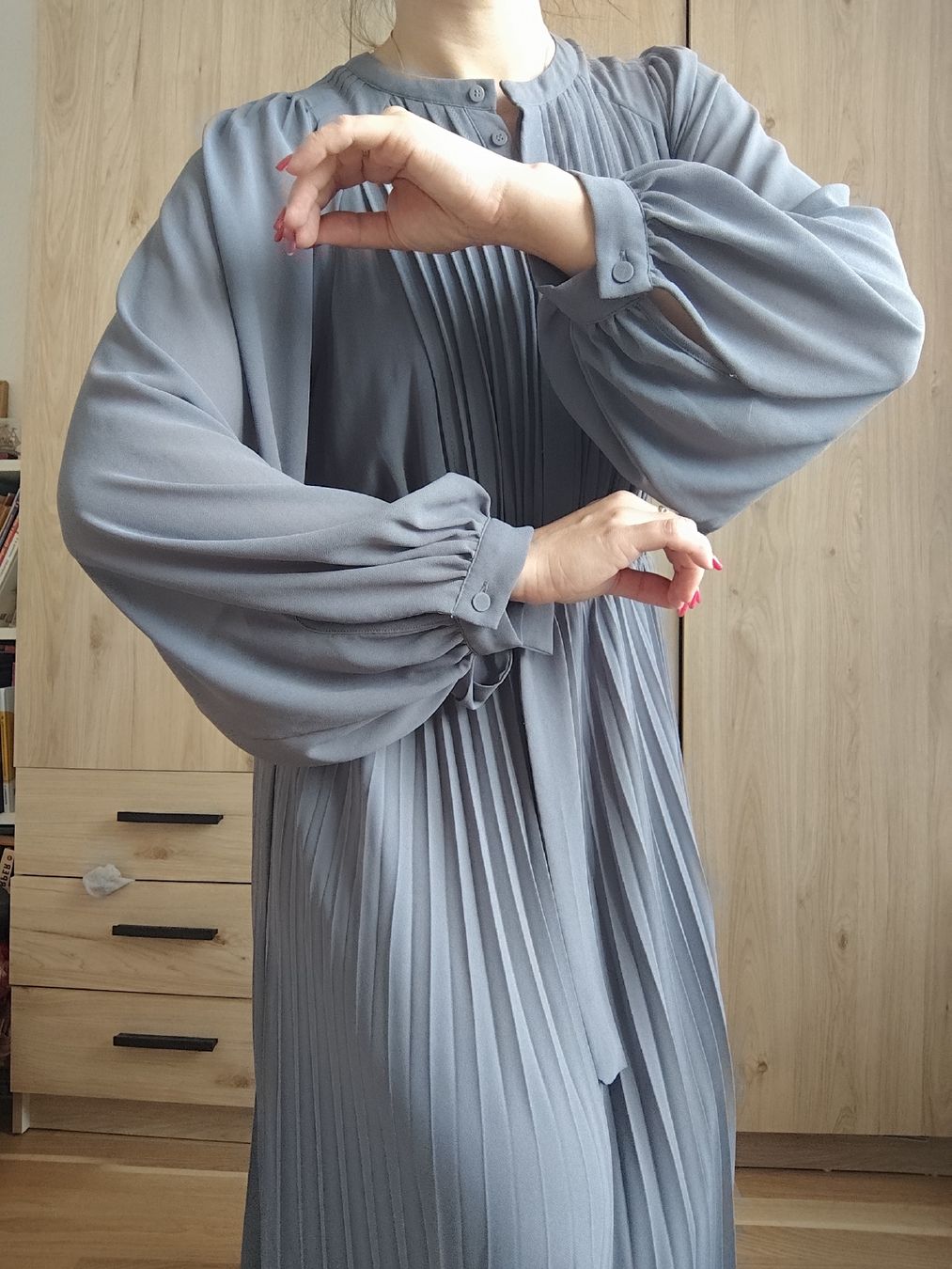 H&M Vestiti: H&M Dress pleated grey size M  – Usato da Mägenwil venduto da VintageGirly 5