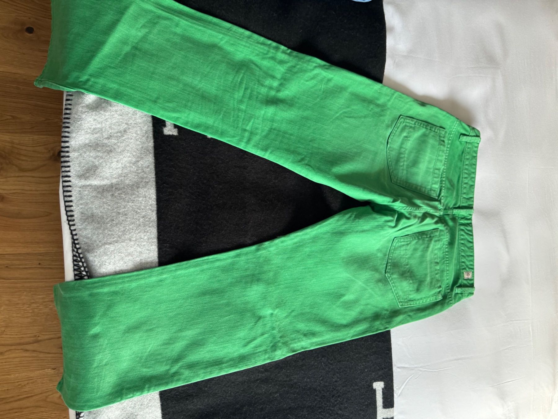 Jeans: Grüne Jeans Grösse 32 – Usato da St. Moritz venduto da Bengeee 1