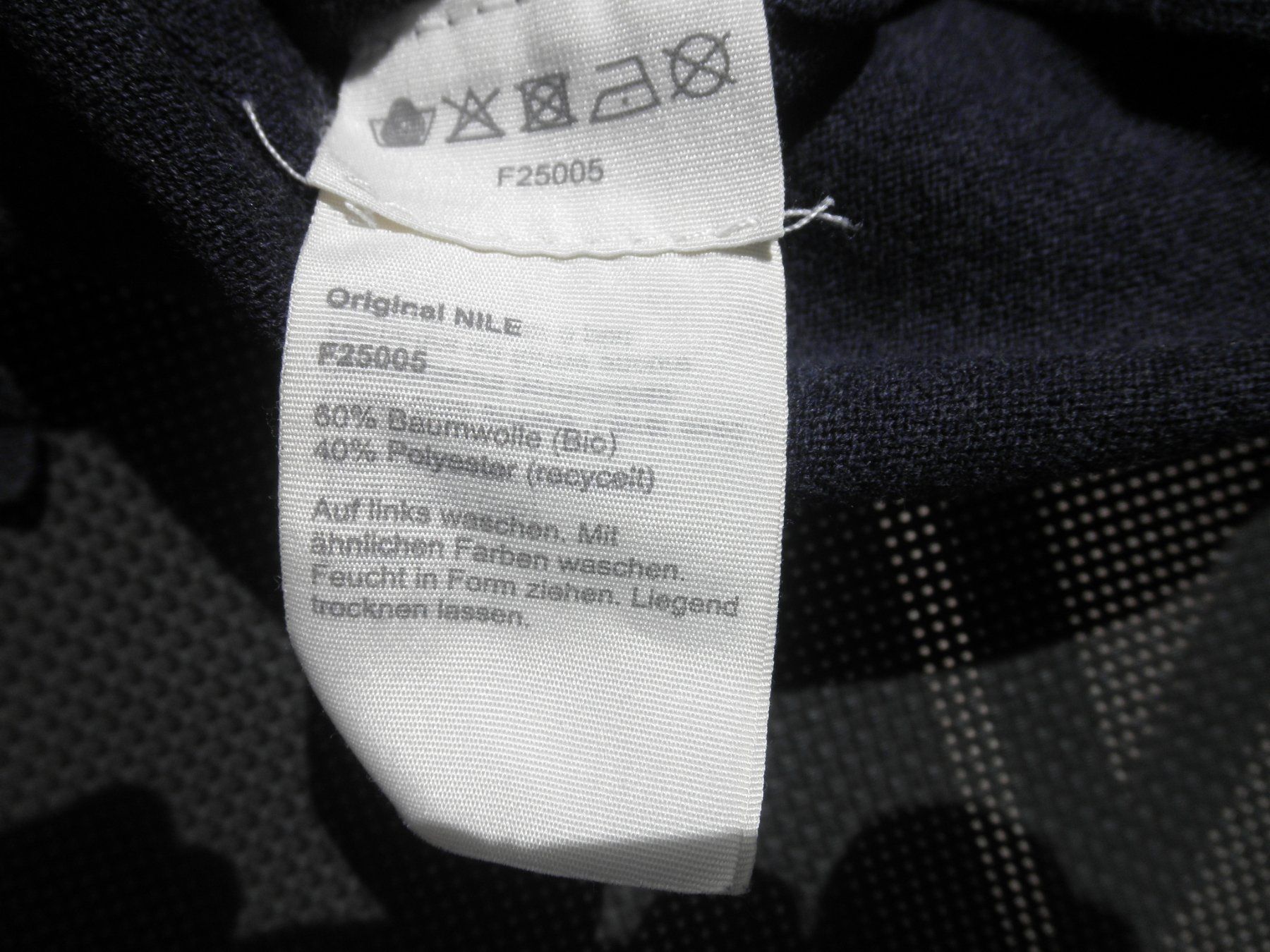 Nile Pulls & Sweat-shirts: Nile Feinstrickpullover Dunkelblau – D'occasion à Buttwil par Engelhaar 2