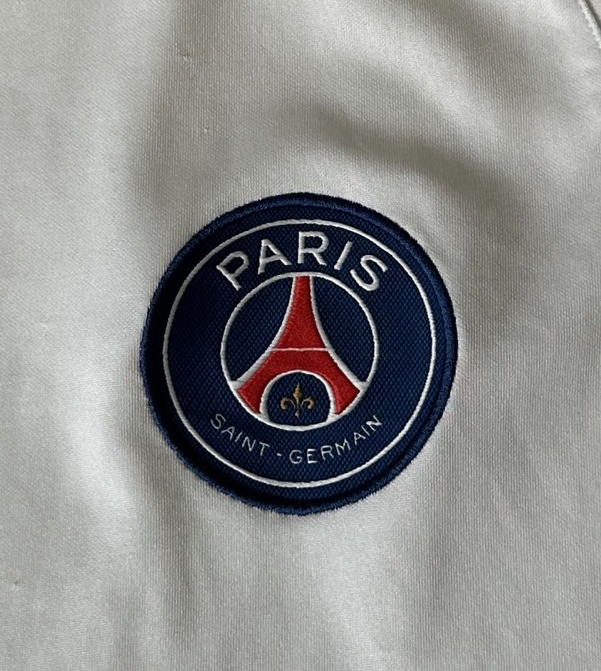 Nike Maillots de corps & Pantalons: PSG Trikot G M – D'occasion à Maienfeld par tobeyl2020 3