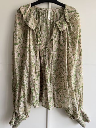 Frühlingsbluse von Anthropologie, Grösse M, Top Zustand!