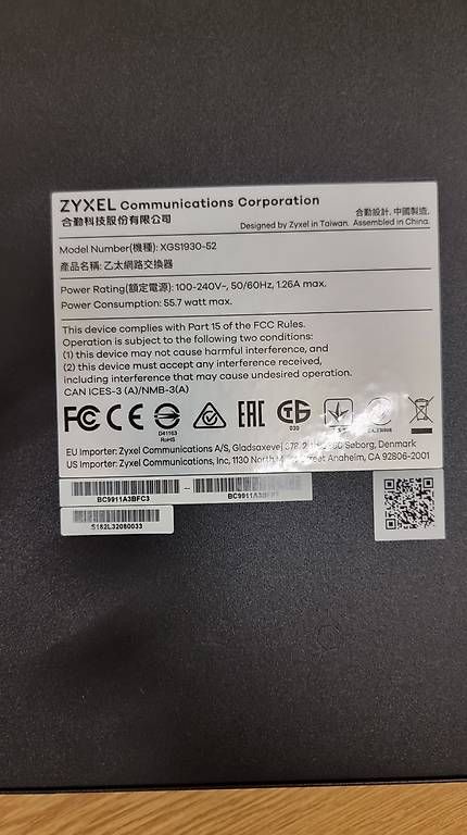 Hub & Switch: Zyxel XGS1930-52 Port Switch – Usato da Lostorf venduto da Newserge 1
