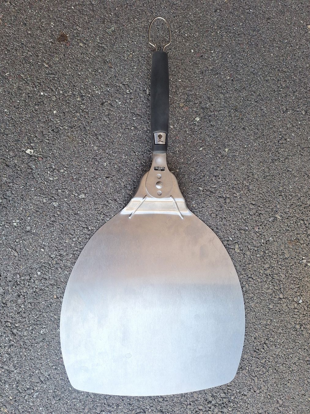 Cuisines complètes: Pelle à pizza Weber – D'occasion à Saxon par micand1932 2