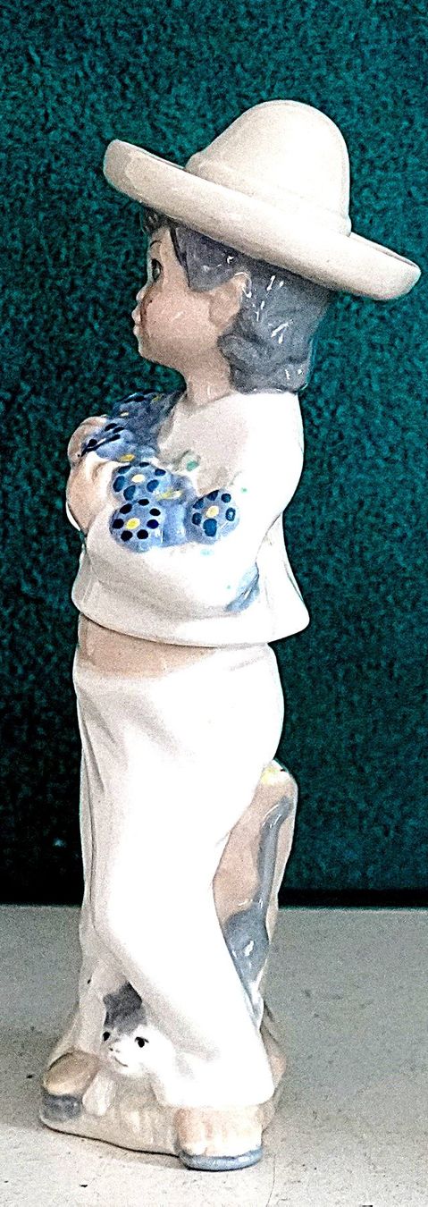 Statuette: Casedes Pozellan Figur Blumen-Mädchen – Usato da Baar venduto da 2cvbaar 4