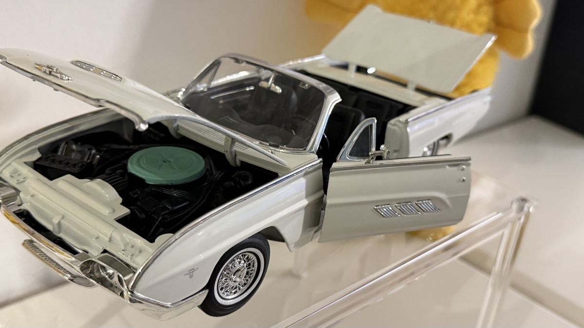 Ford Modellini d'auto: Ford Thunderbird 1963 Cabriolet, 1:18 – Usato da Basel venduto da Zomeg 1