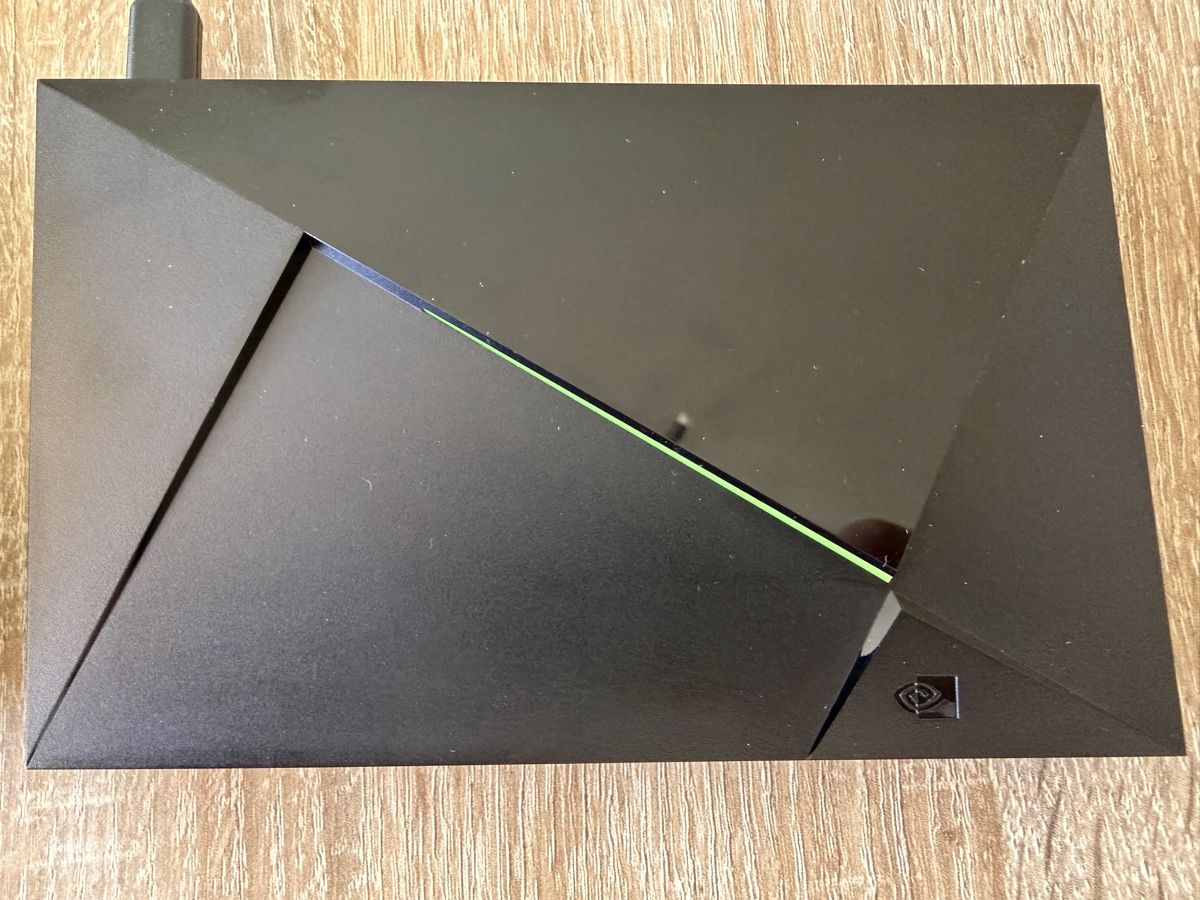 Nvidia Multimediaplayer & Streamer: NVIDIA Shield TV Pro 4K Android TV inkl. Controller – Gebraucht aus Winterthur von try_b4_u_buy_8400 1