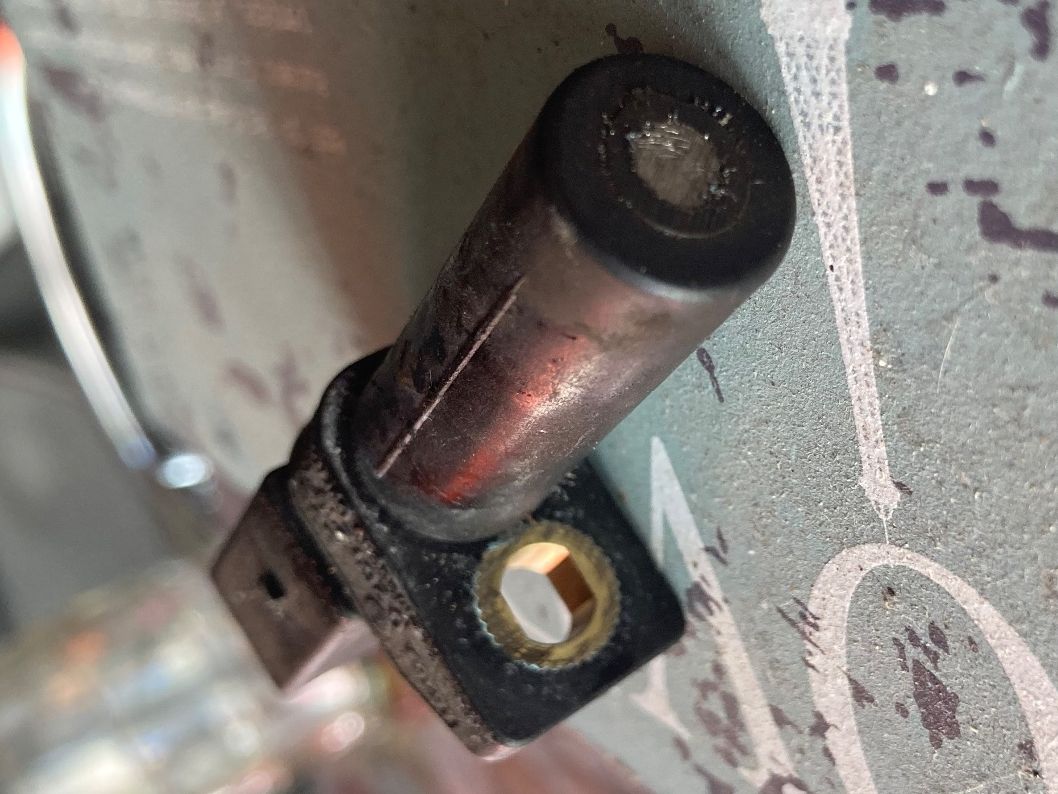 Smart Tutti pezzi di ricambio auto: OT-Sensor Kurbelwellesensor Smart 450 Bosch – Usato da Camorino venduto da Vasal 2