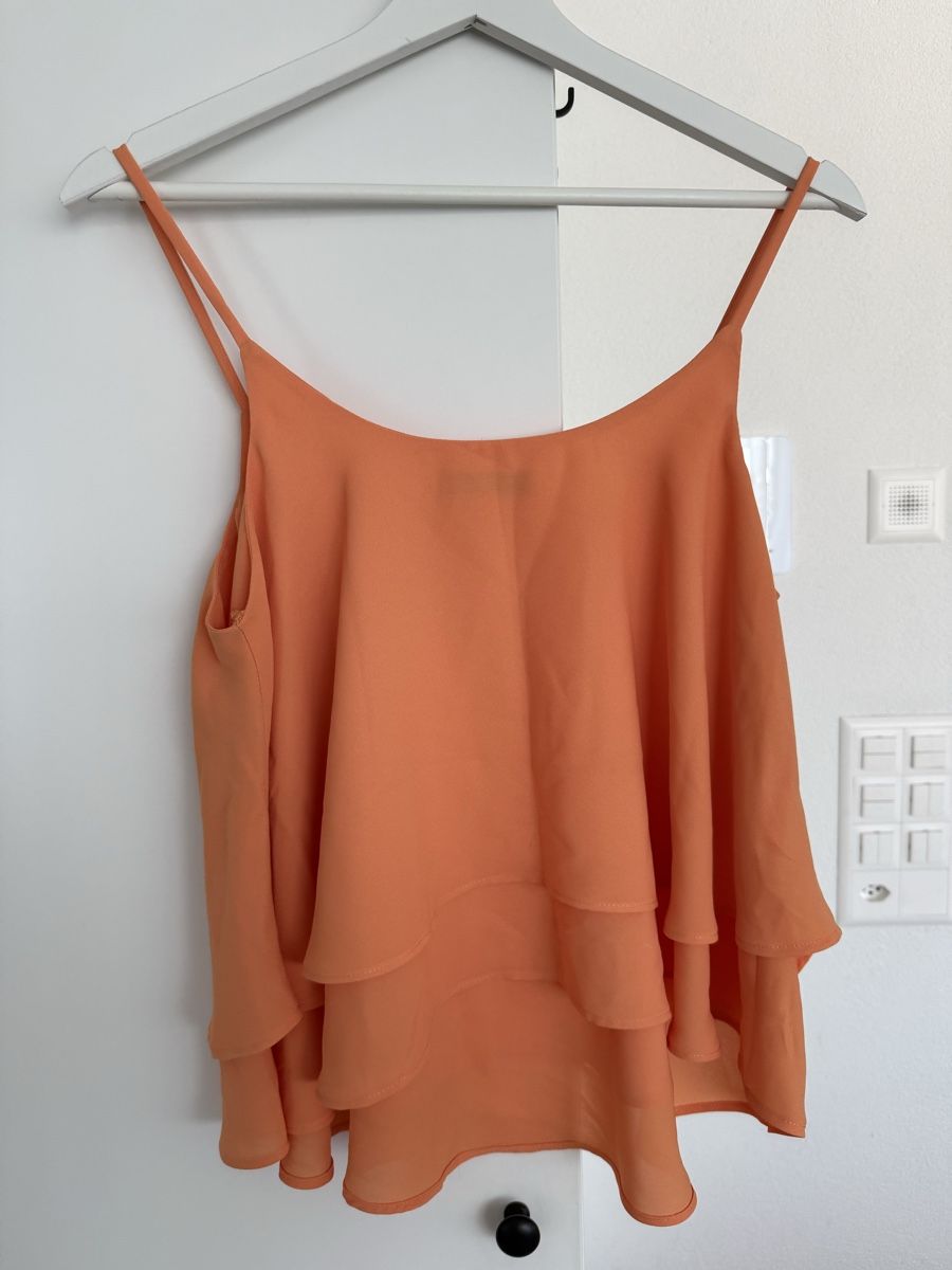 Mango Top: Mango Suite Collection Top mit Volants – Nuovo (secondo la descrizione) da Zürich venduto da mel_87ct 1