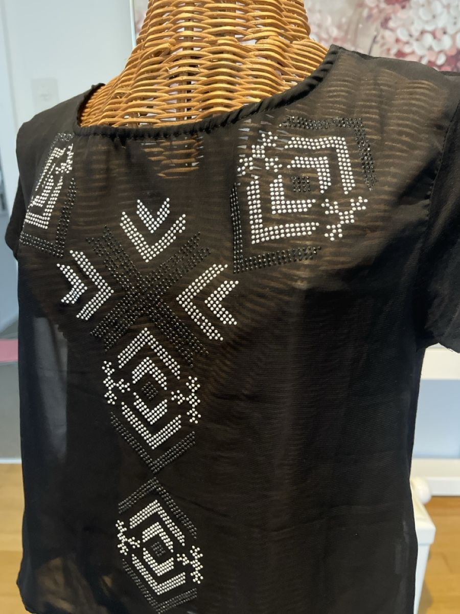 T-shirt: Shirt mit Strassmuster, Avant Premiere, S – Usato da Solothurn venduto da Bobesch08 1