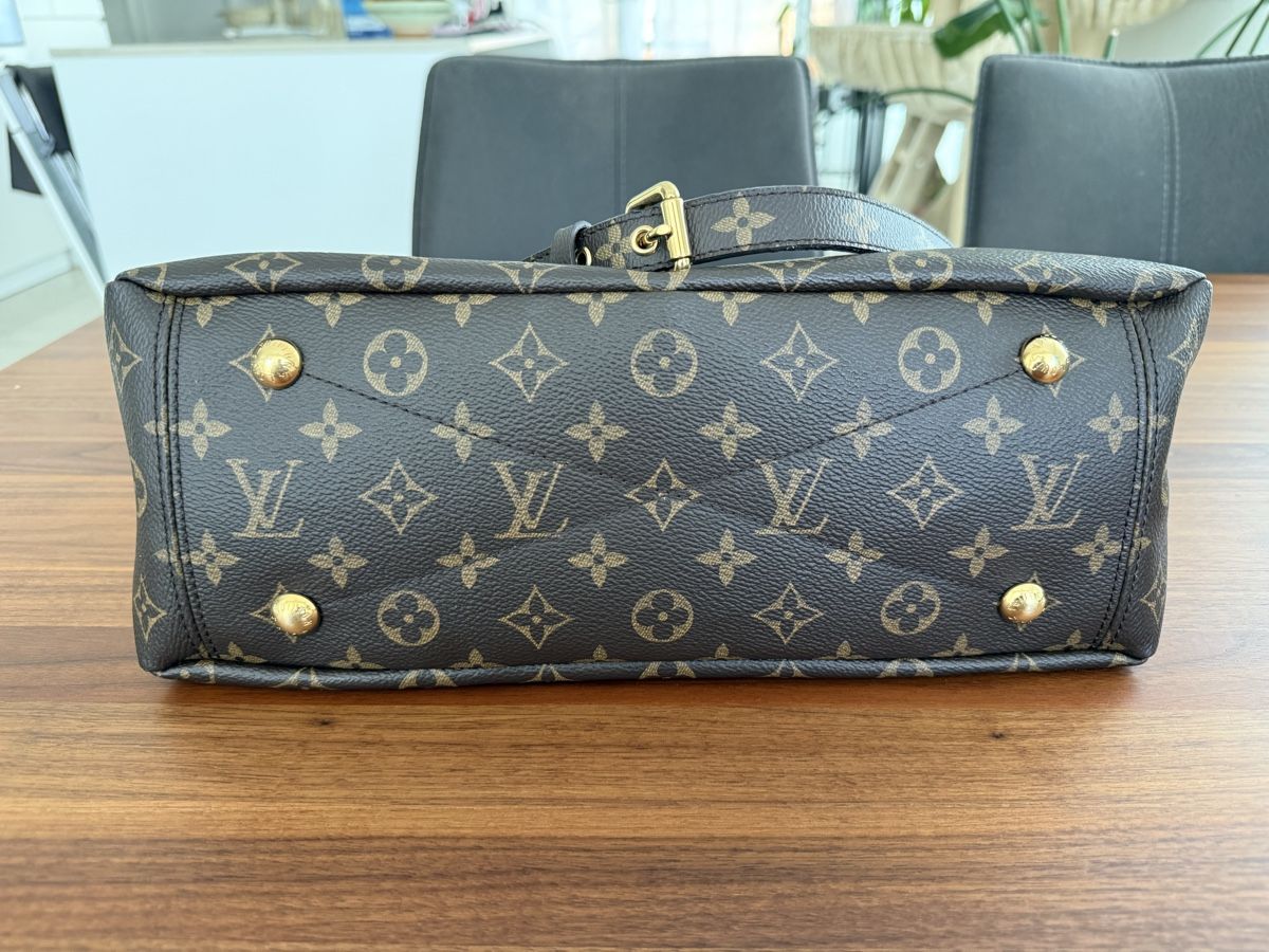 Louis Vuitton Borse da donna: Louis Vuitton - Pallas Monogram Cerise – Usato da Gretzenbach venduto da El_Roccho 3